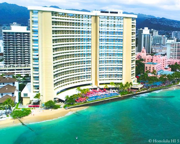 Guide to Waikiki Beach Hotels - Beachfront Hotels in Waikiki